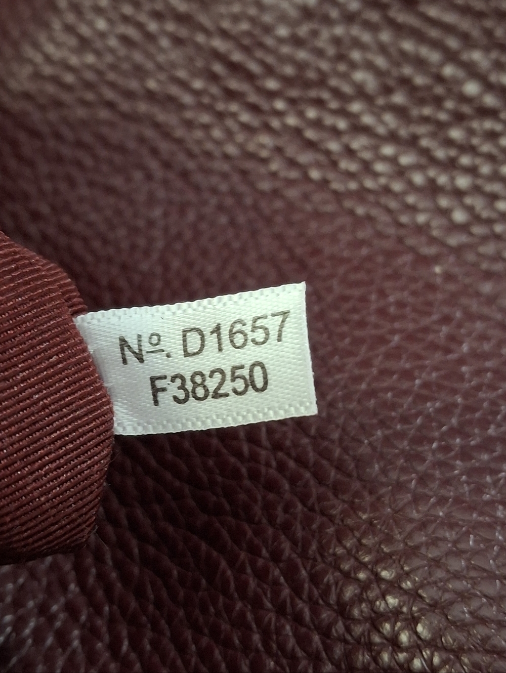 Coach Harley East West Hobo Bag 38250 Oxblood EUC - Picture 6 of 7